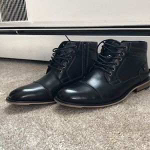 Steve Madden Black Jotter boots size 9